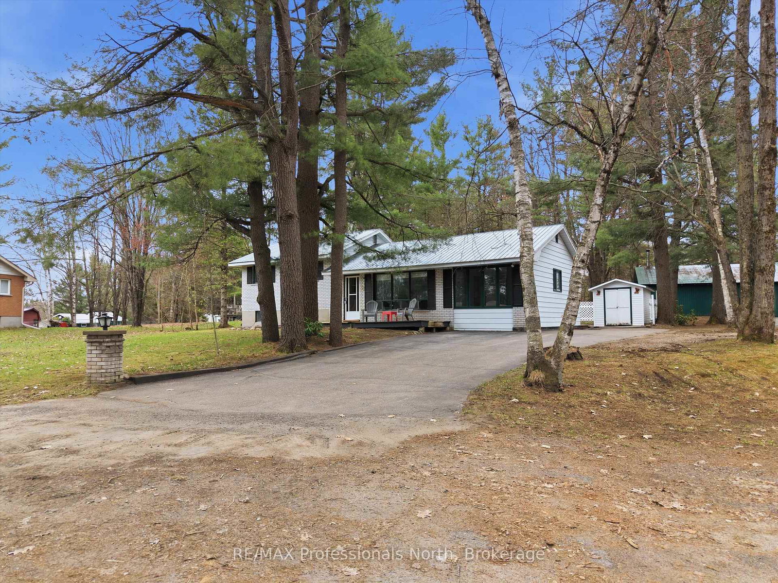 11-beacon-lane-bracebridge-ontario-x13097744