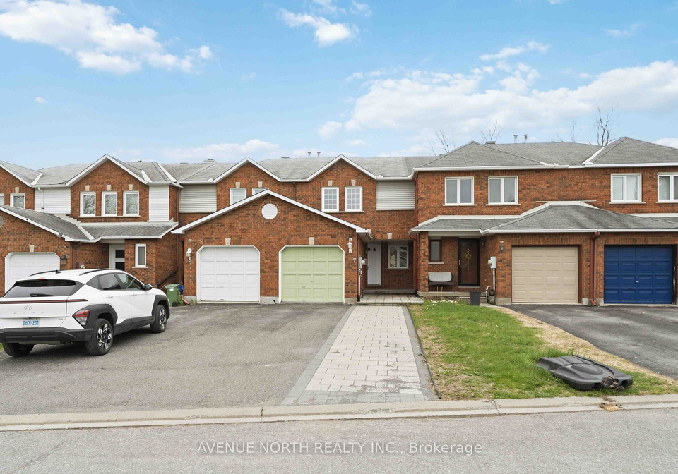 7-hendrie-court-kanata-ontario-x13097808