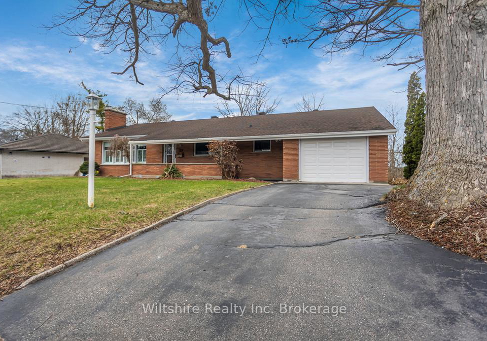 159-lisgar-avenue-tillsonburg-ontario-x13097824