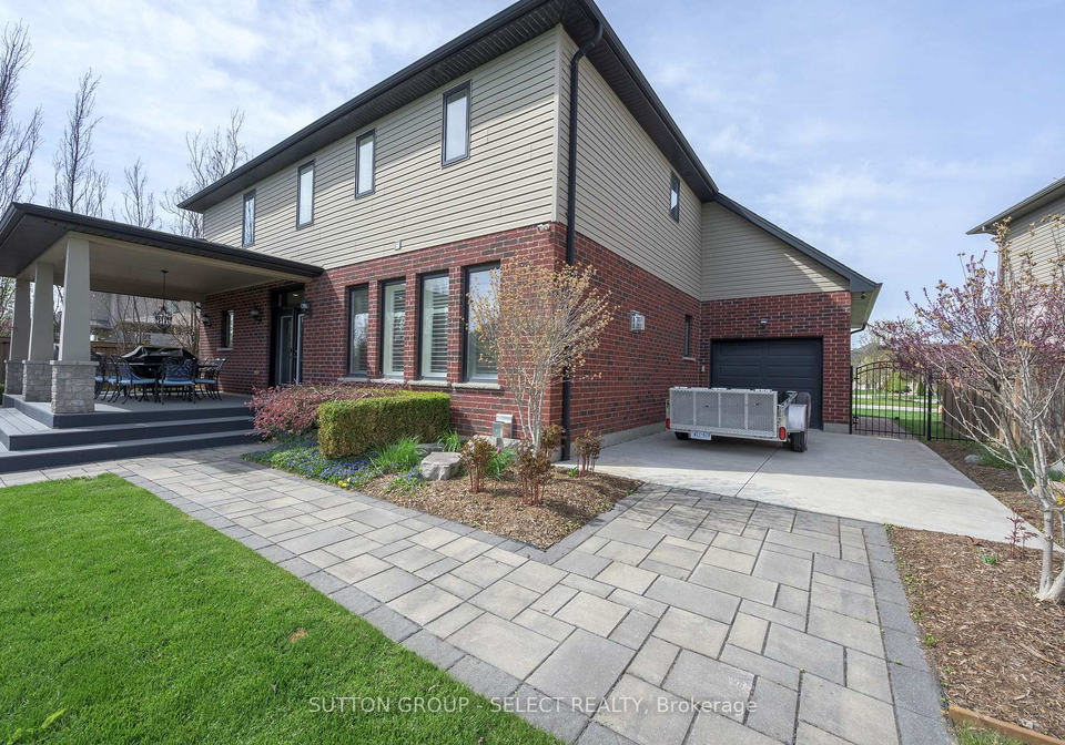 267-bradwell-chase-london-north-ontario-x13097856