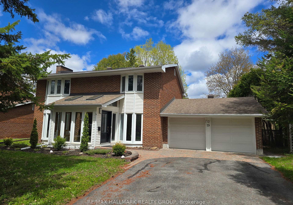 19-kingsford-crescent-kanata-ontario-x13097932
