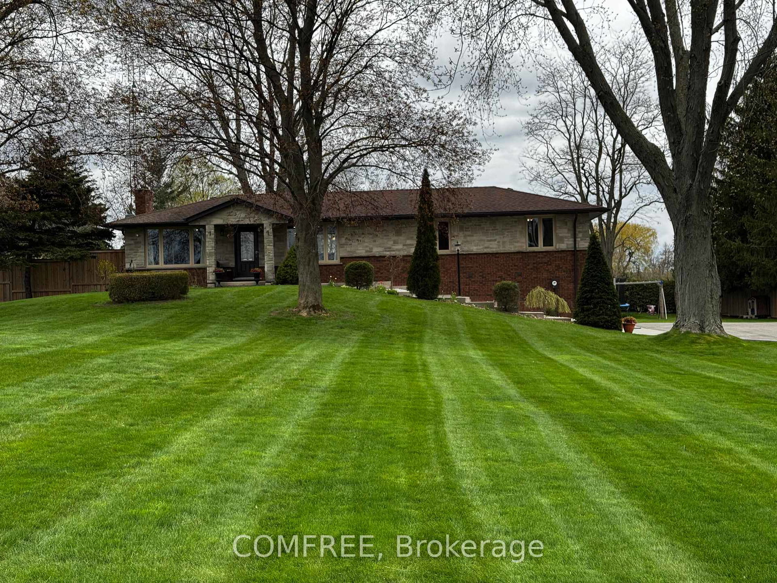 15-orkney-road-hamilton-ontario-x13097948