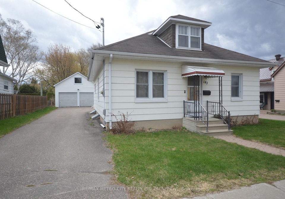 143-munroe-avenue-w-renfrew-ontario-x13097972