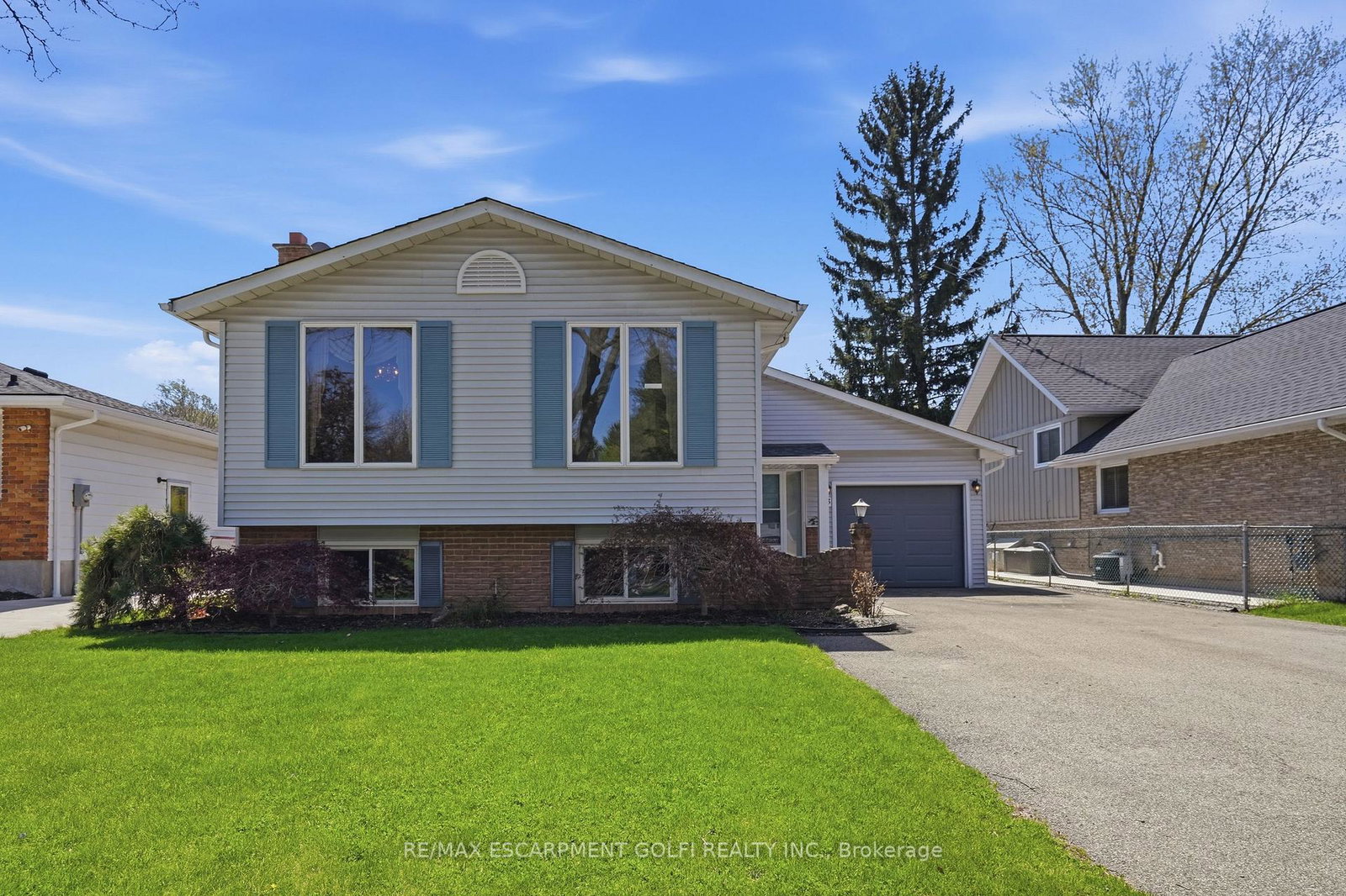 13-fallingbrook-drive-pelham-ontario-x13097984