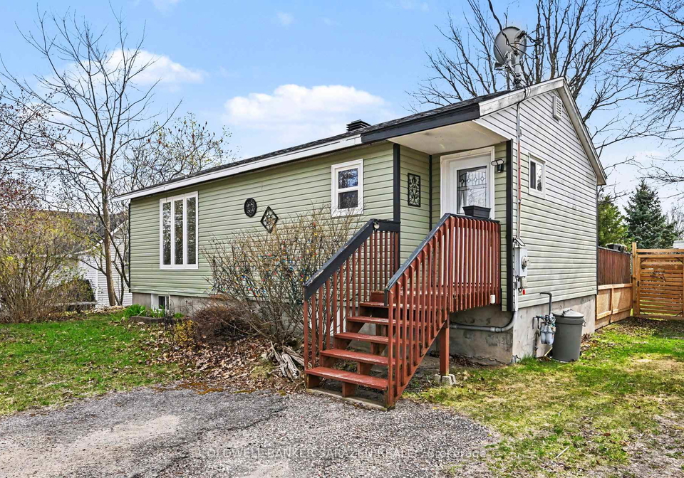 32-phillips-street-mcnabbraeside-ontario-x13098066
