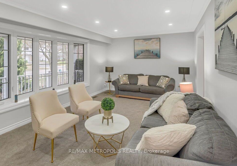 100-warren-road-kitchener-ontario-x13098152