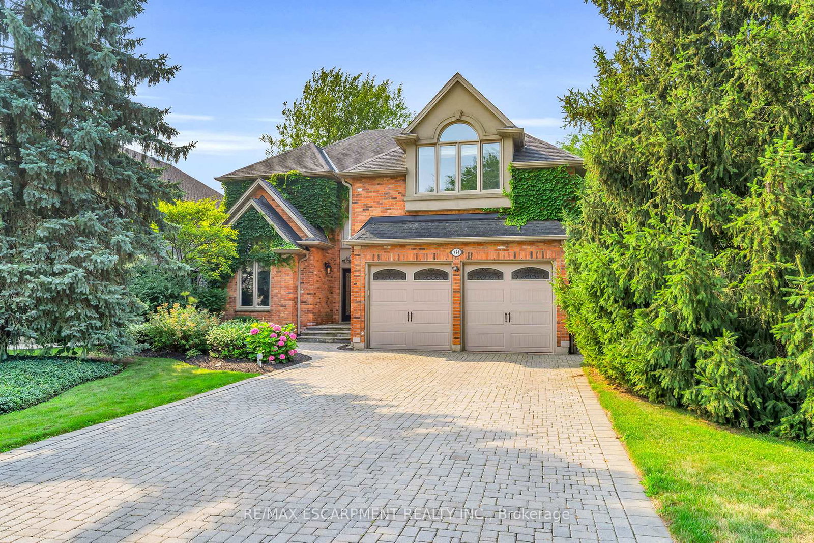 484-bush-drive-hamilton-ontario-x13098206
