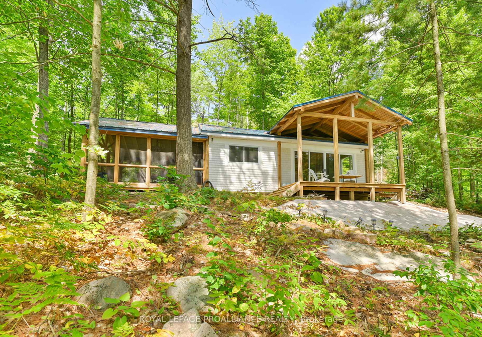 1780-mazinaw-lake-north-frontenac-ontario-x13098370