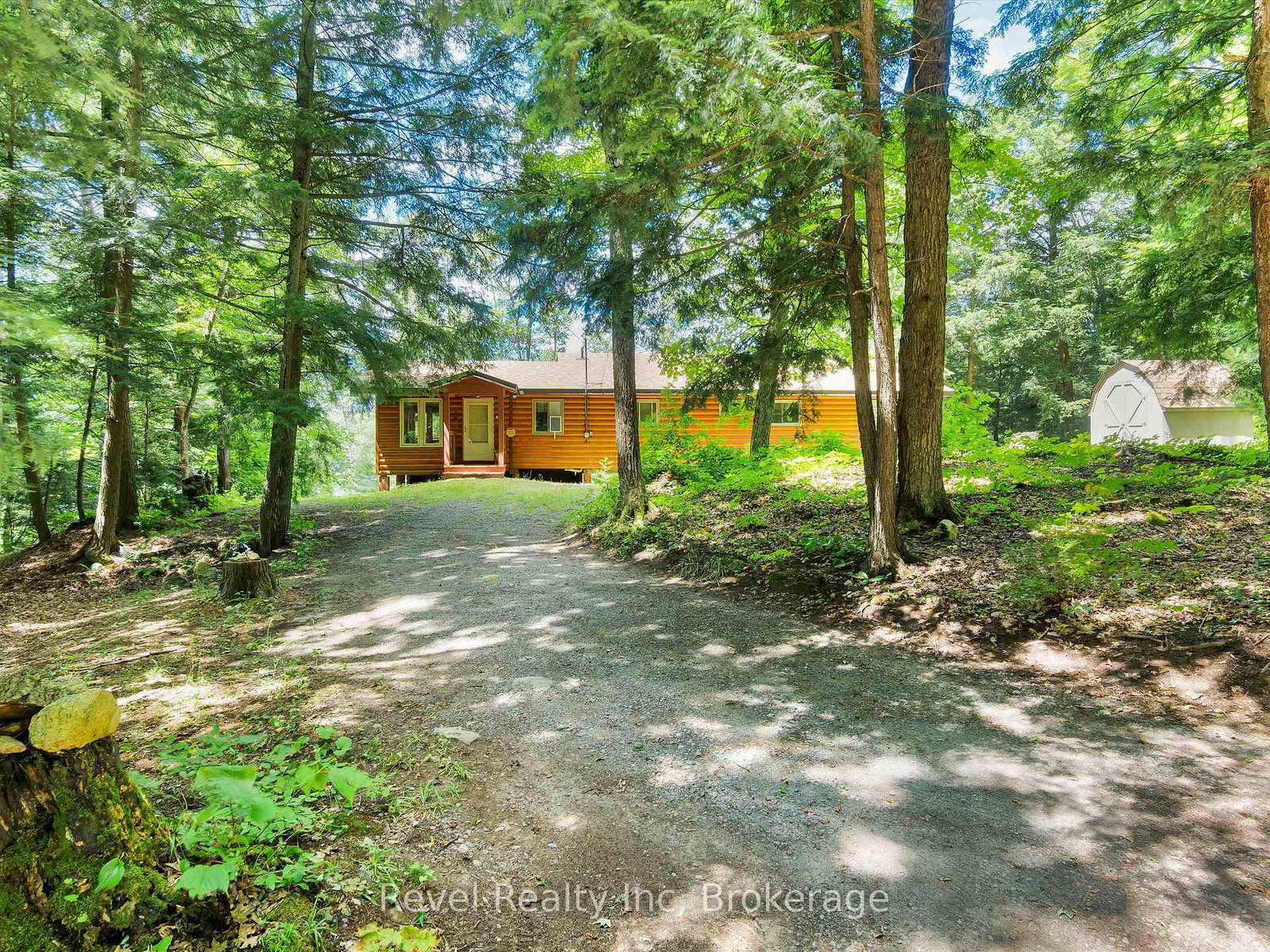 1022-bird-lake-crescent-bracebridge-ontario-x13098628