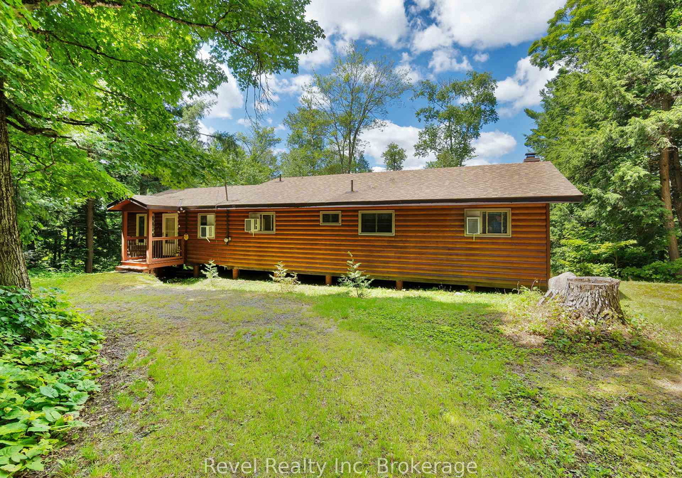 1022-bird-lake-crescent-bracebridge-ontario-x13098628
