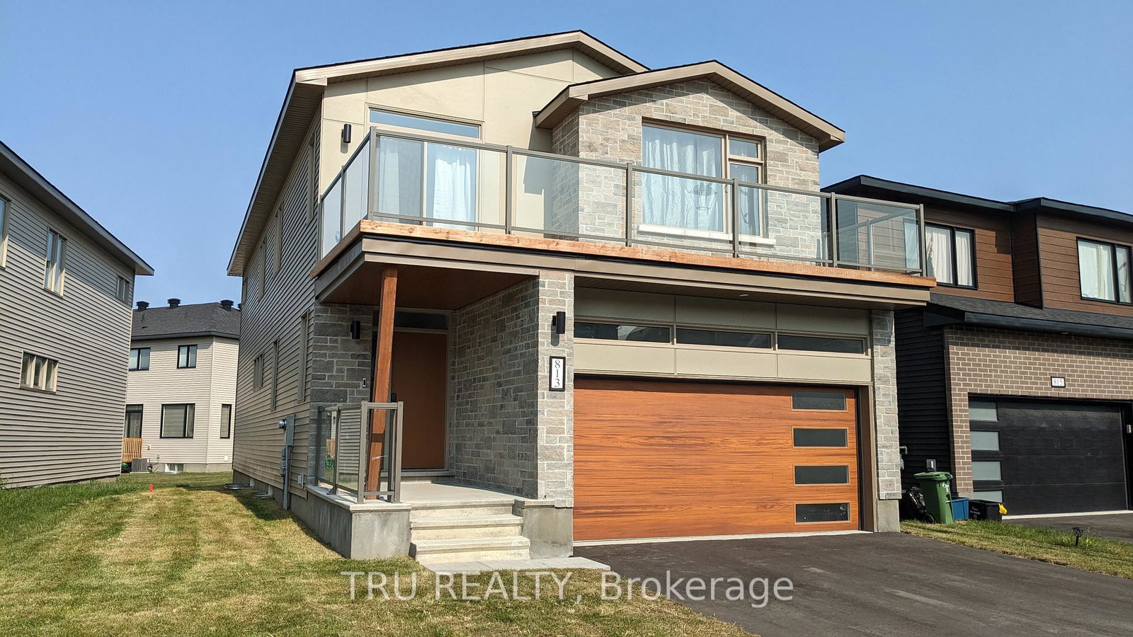 813-crossgate-street-ottawa-ontario-x13098644