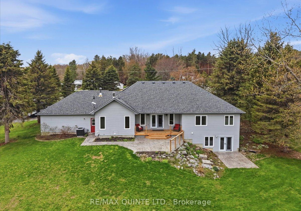 1325-county-road-40-quinte-west-ontario-x13098688
