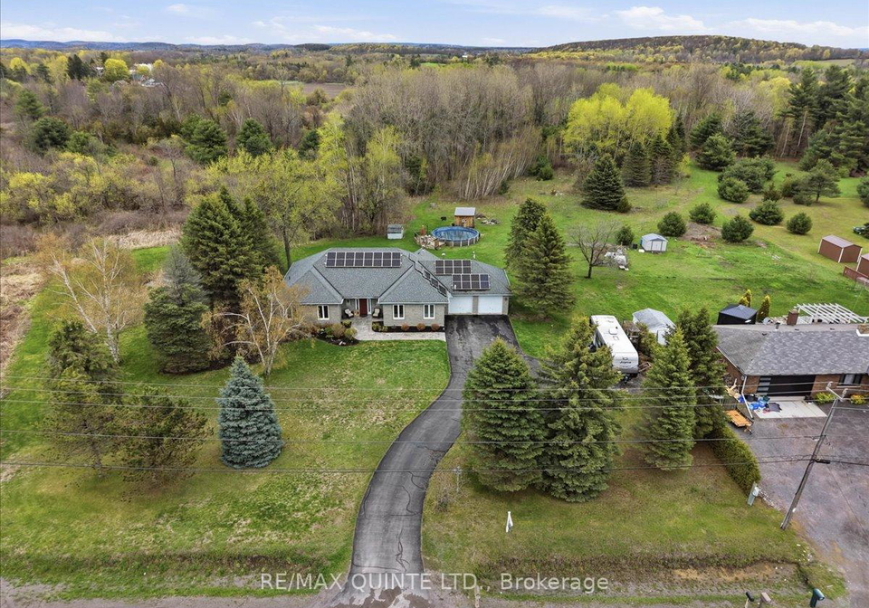 1325-county-road-40-quinte-west-ontario-x13098688
