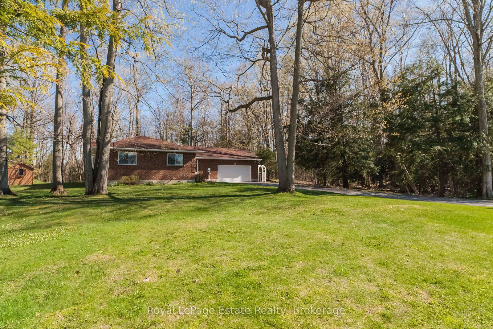 58-graham-crescent-south-bruce-peninsula-ontario-x13098730