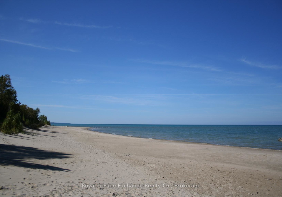 24-mercedes-crescent-n-kincardine-ontario-x13098788
