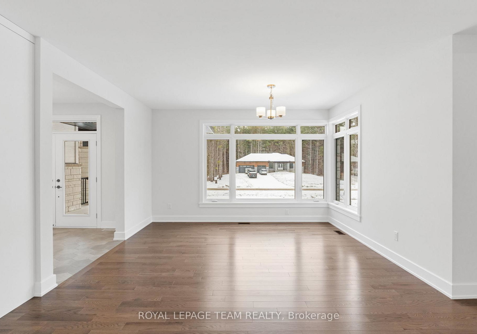 63-hogan-drive-mcnabbraeside-ontario-x13098886
