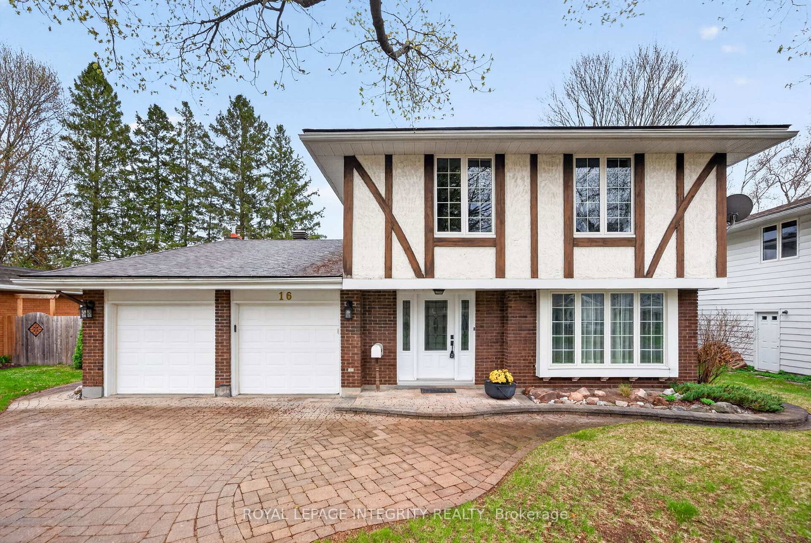 16-ancona-crescent-ottawa-ontario-x13098926