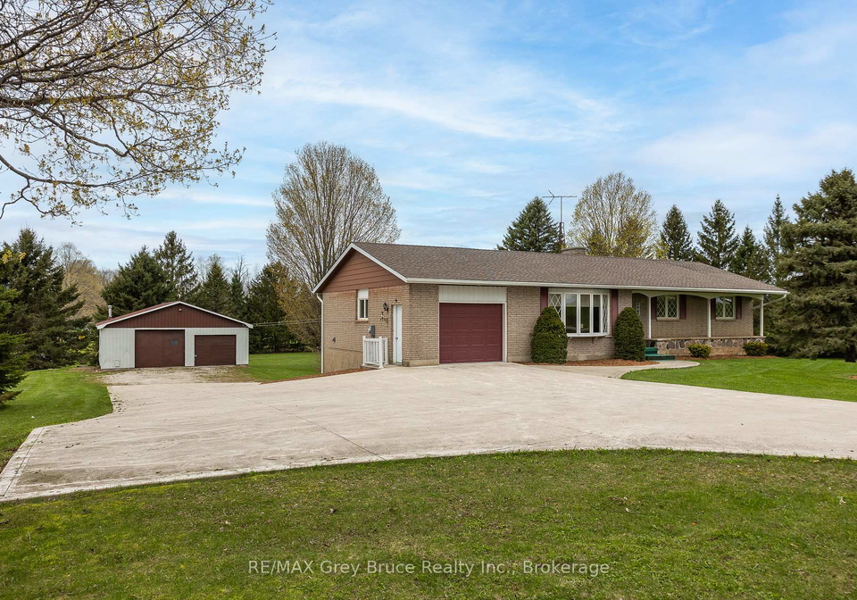417438-concession-road-3-georgian-bluffs-ontario-x13098938