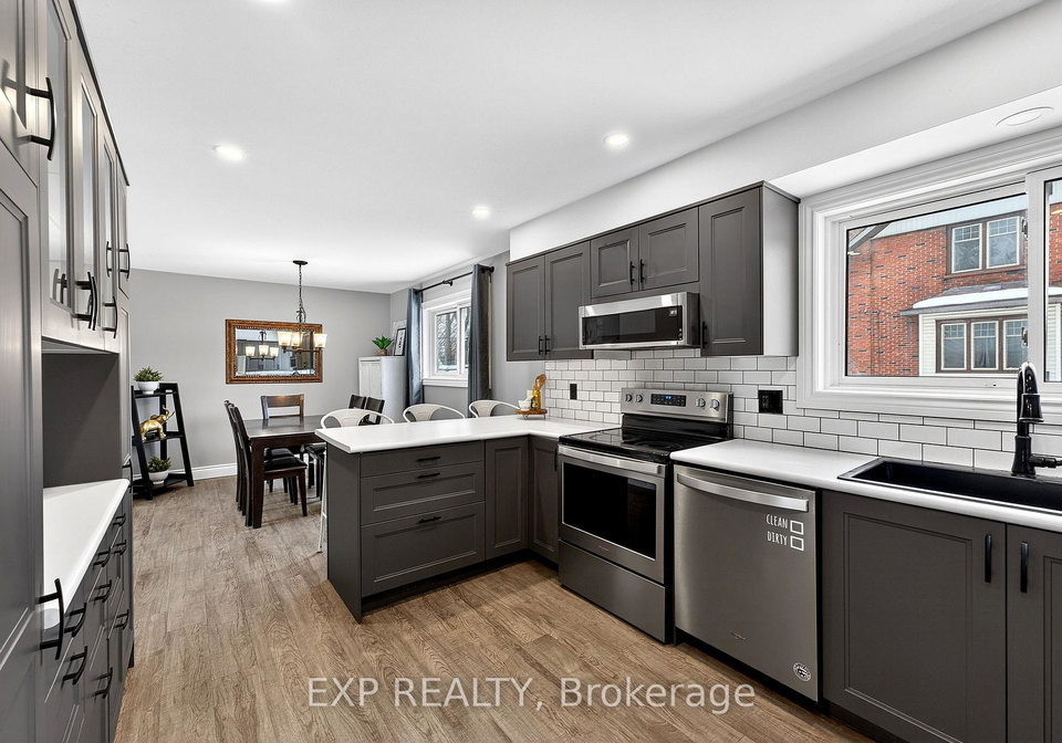266-bleecker-avenue-belleville-ontario-x13099016
