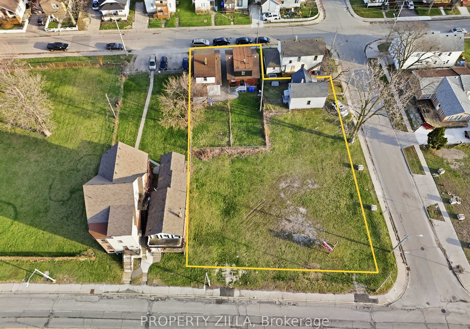 819-829-riverside-drive-e-windsor-ontario-x13099192