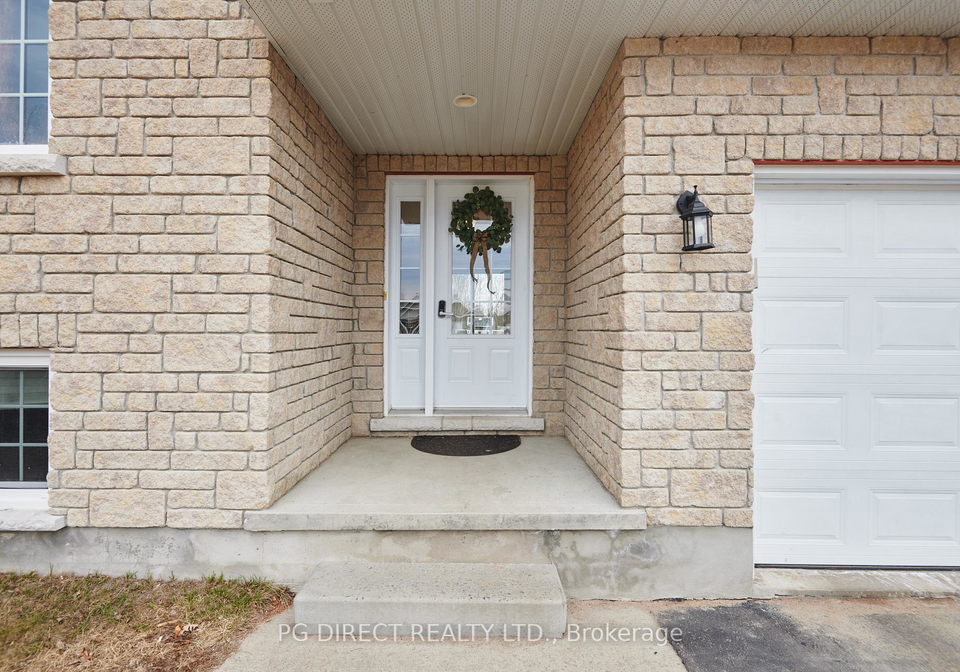 16-mallard-street-laurentian-valley-ontario-x13099438