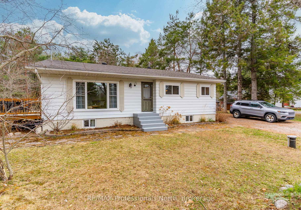 2195-loop-road-highlands-east-ontario-x13099490