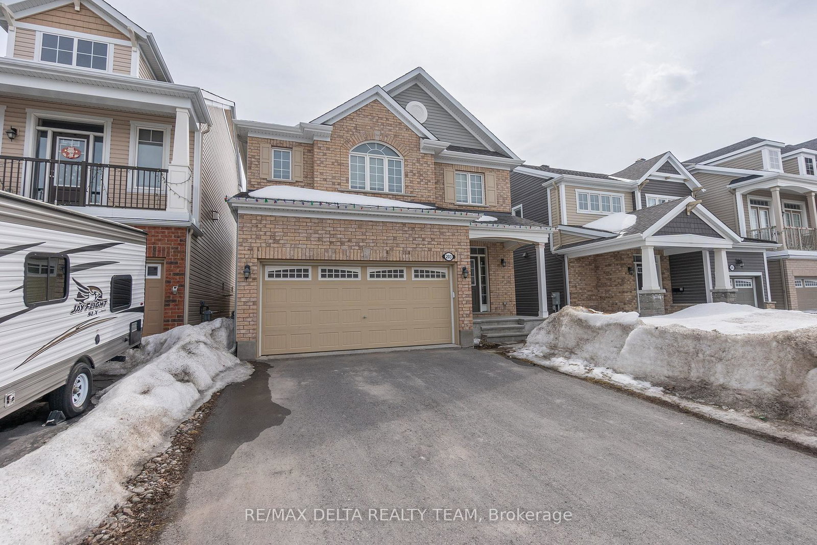 203-flowing-creek-circle-kanata-ontario-x13099512