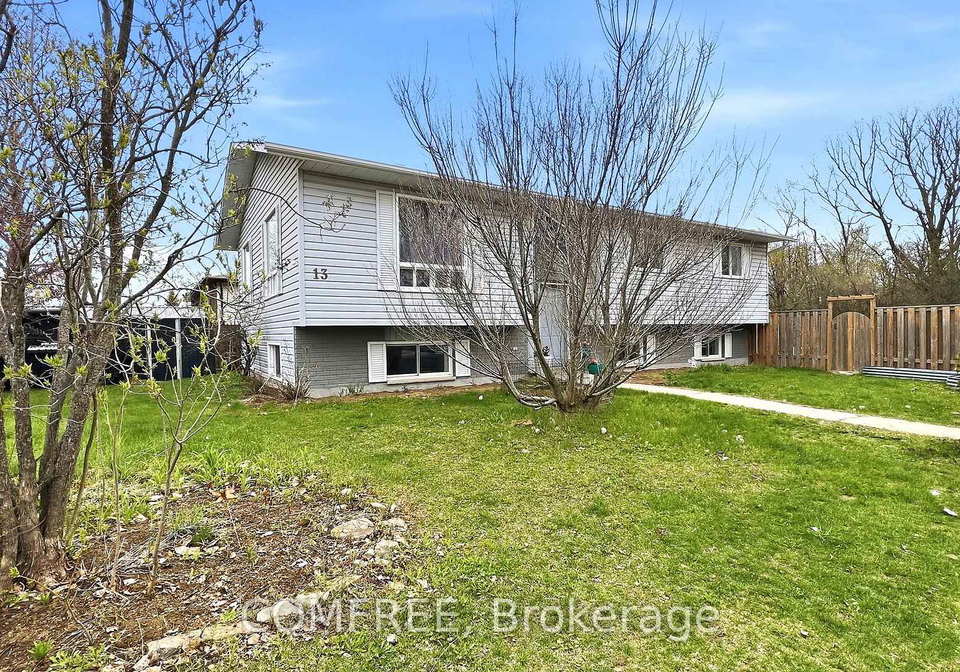 13-pearl-street-smiths-falls-ontario-x13099702