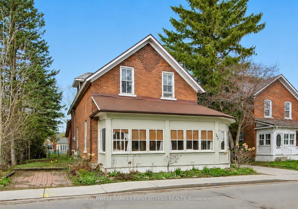 249-country-street-mississippi-mills-ontario-x13099716