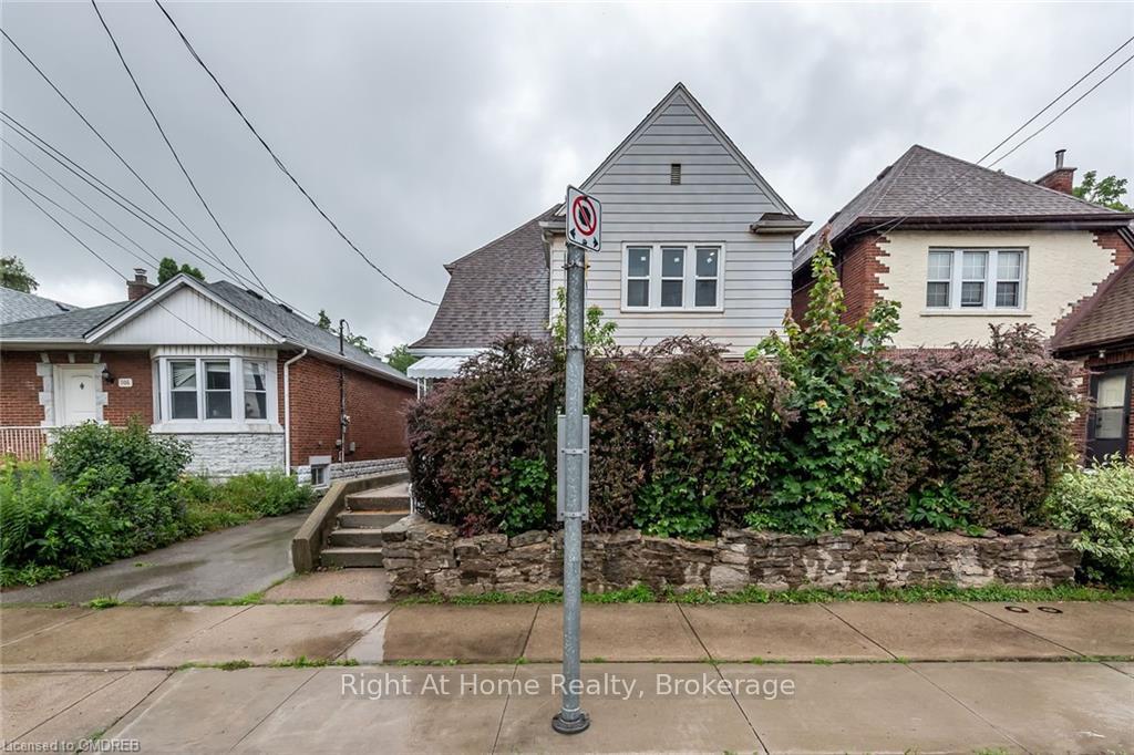 104-longwood-road-s-hamilton-ontario-x13100162