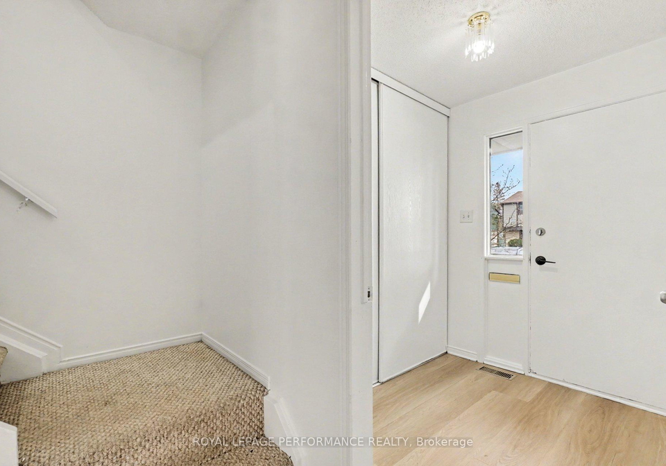 1641-meadowbrook-road-ottawa-ontario-x13100180