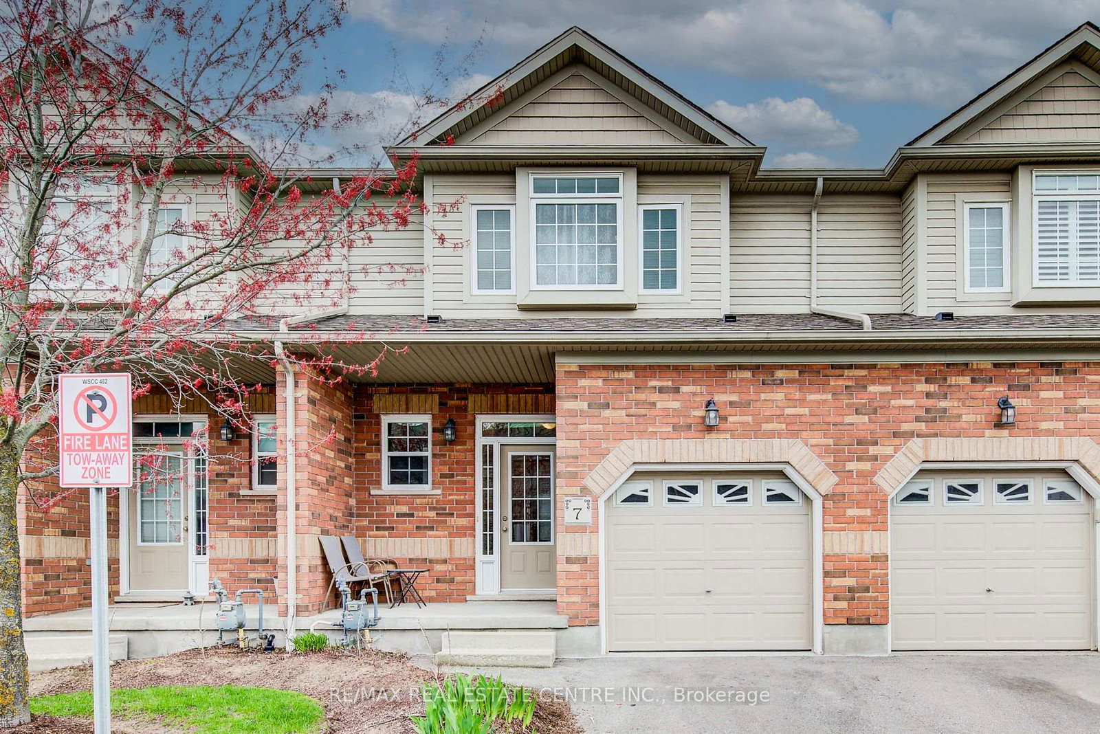 330-dearborn-boulevard-waterloo-ontario-x13100254