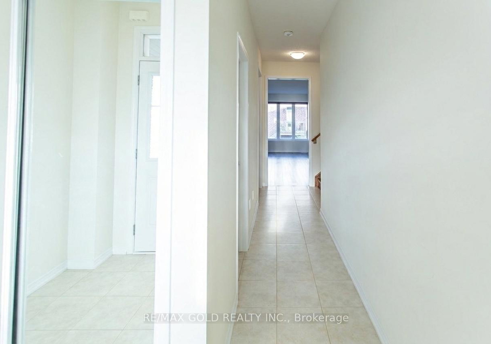 8005-odell-crescent-niagara-falls-ontario-x13100362