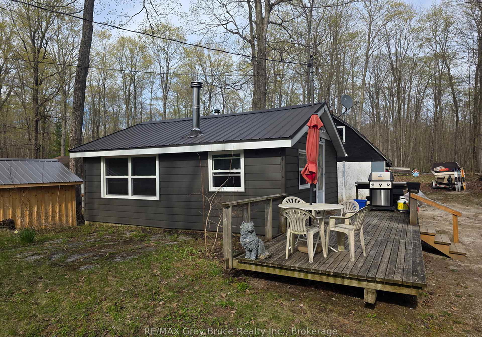 151-francis-drive-georgian-bluffs-ontario-x13100680