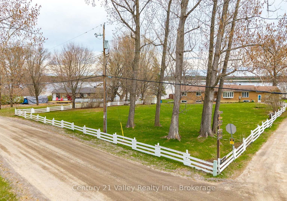 11-hart-lane-greater-madawaska-ontario-x13100706