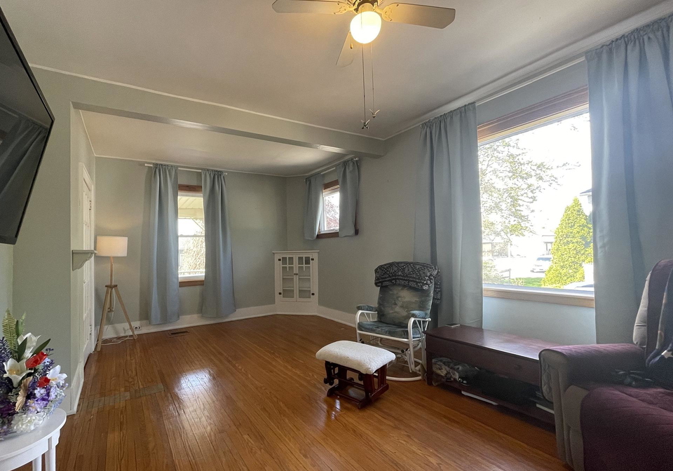489-rachel-street-warwick-ontario-x13100760