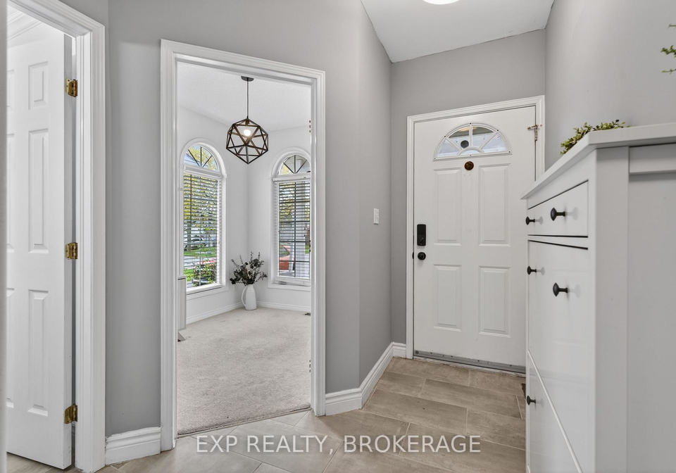 584-freeman-crescent-kingston-ontario-x13100774