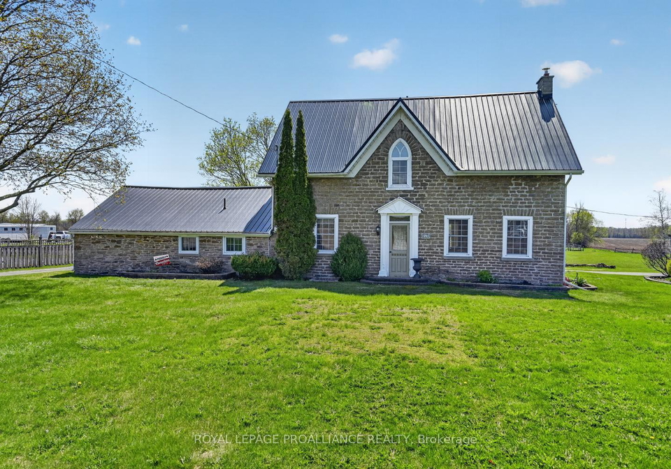 3945-county-road-26-elizabethtown-kitley-ontario-x13100798