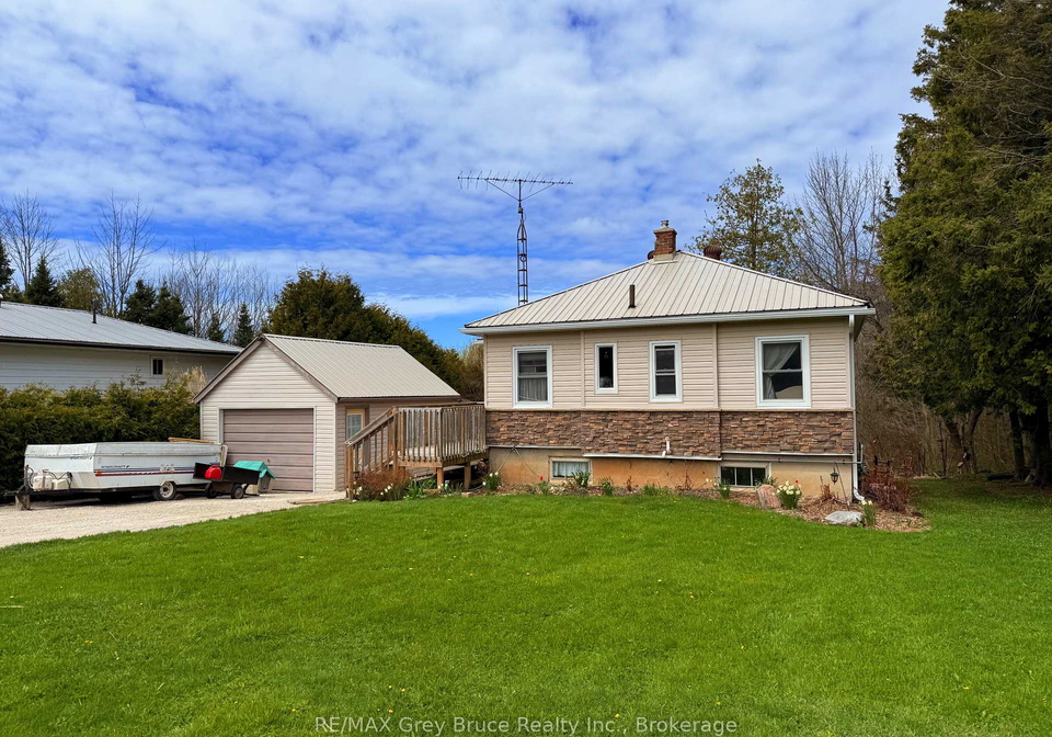 173-grandore-street-e-georgian-bluffs-ontario-x13100802