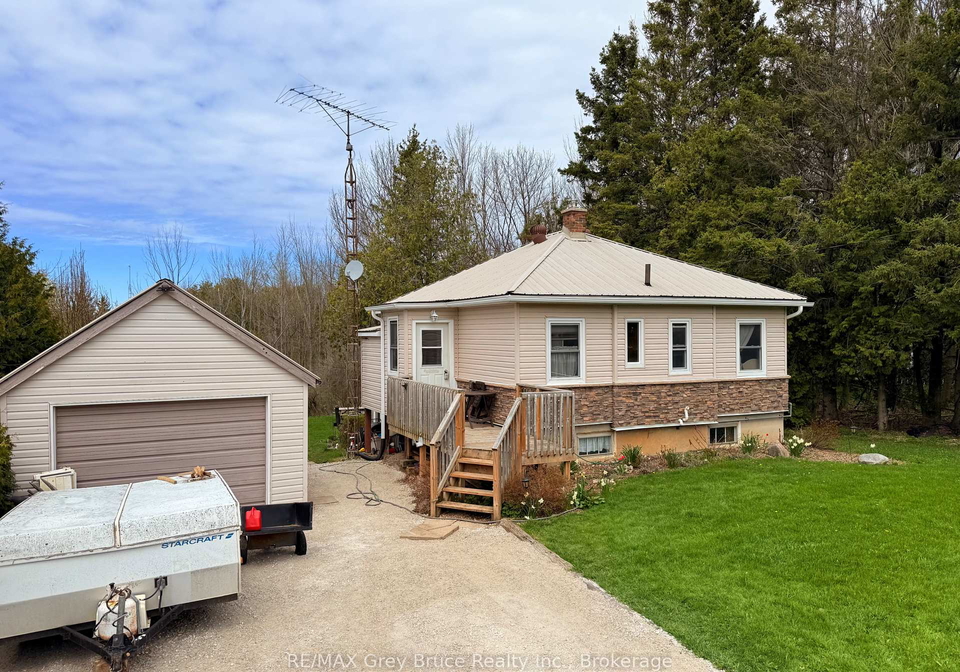 173-grandore-street-e-georgian-bluffs-ontario-x13100802