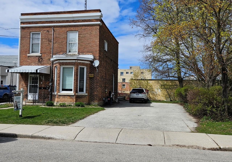 224-7th-street-e-owen-sound-ontario-x13100856