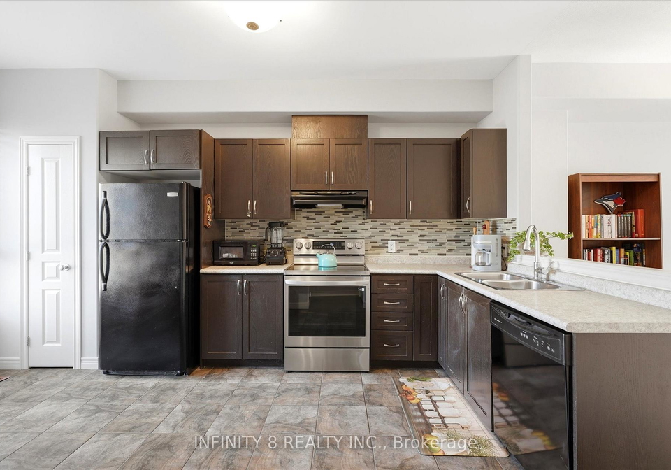 8-hemlock-way-e-grimsby-ontario-x13100884