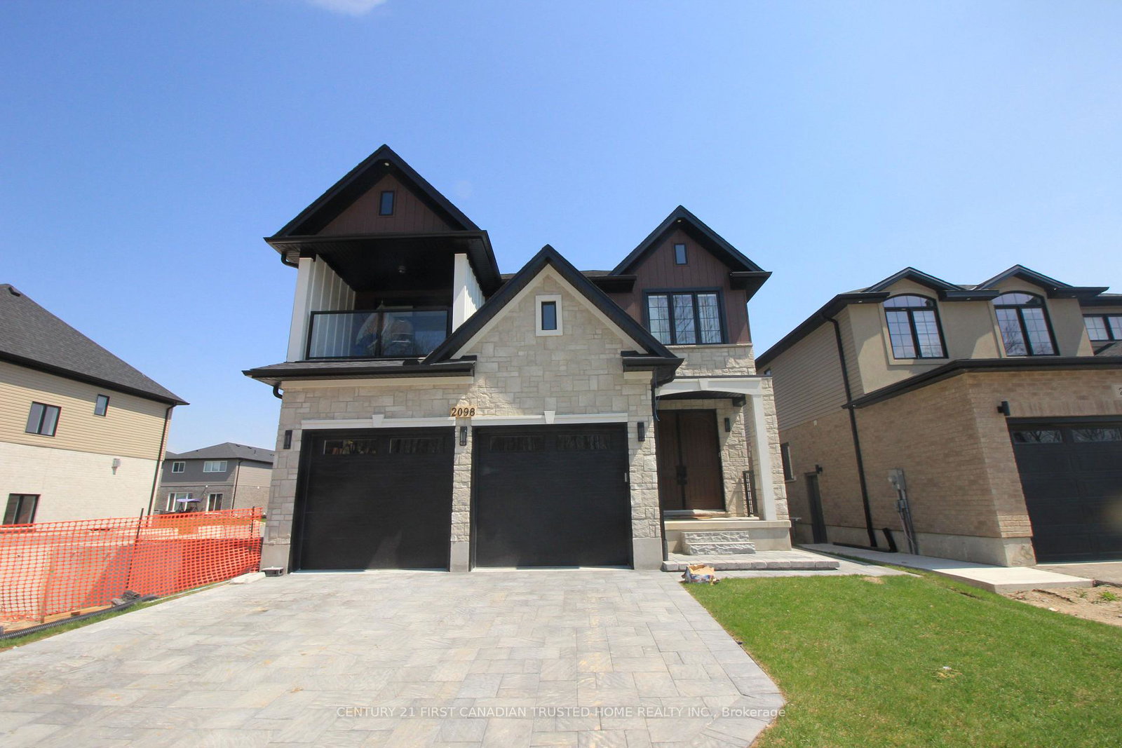 2098-saddlerock-avenue-london-north-ontario-x13101034