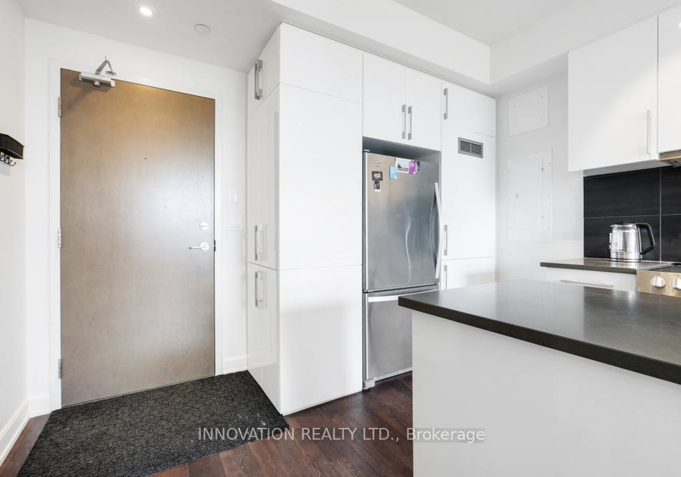 10-rosemount-avenue-ottawa-ontario-x13101080