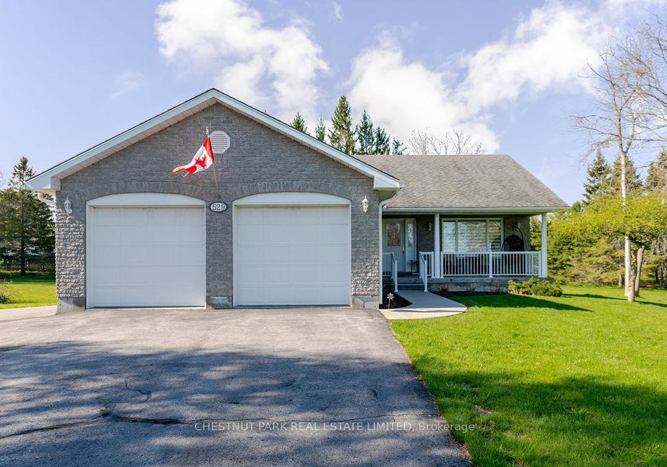 529-main-street-prince-edward-county-ontario-x13101102