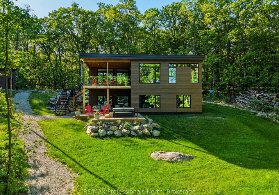 1011-old-cottage-road-bracebridge-ontario-x13101120