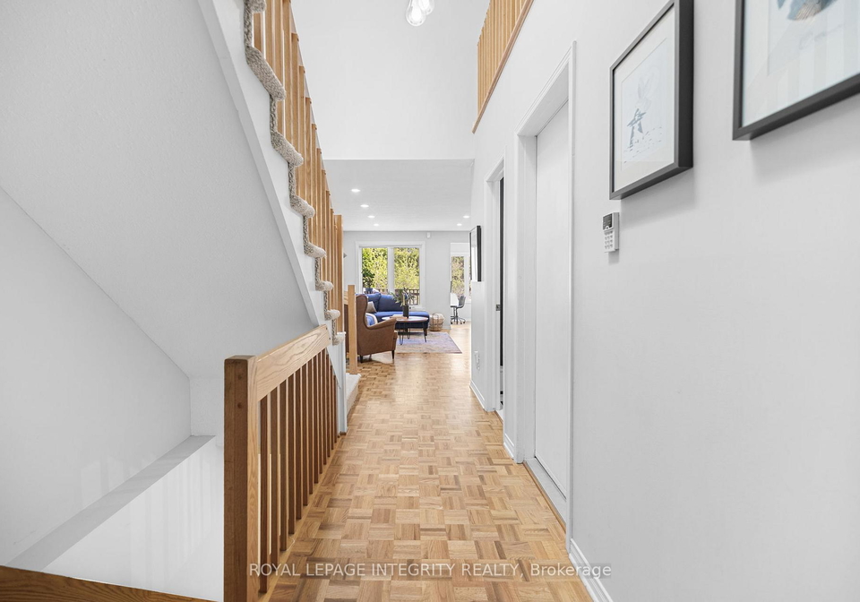 4-hackett-street-ottawa-ontario-x13101228