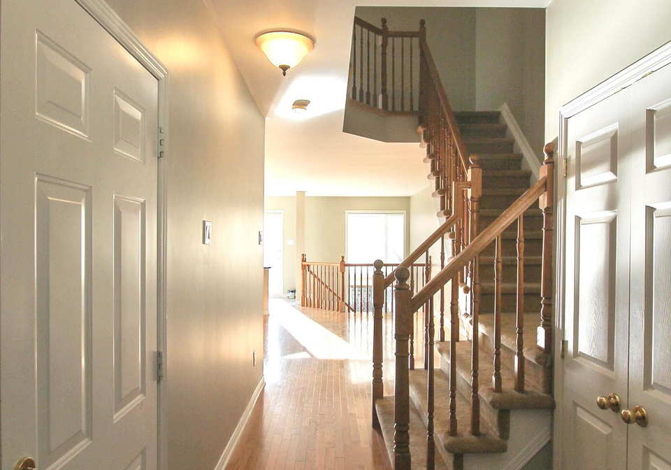 55-maxton-private-ottawa-ontario-x13101376