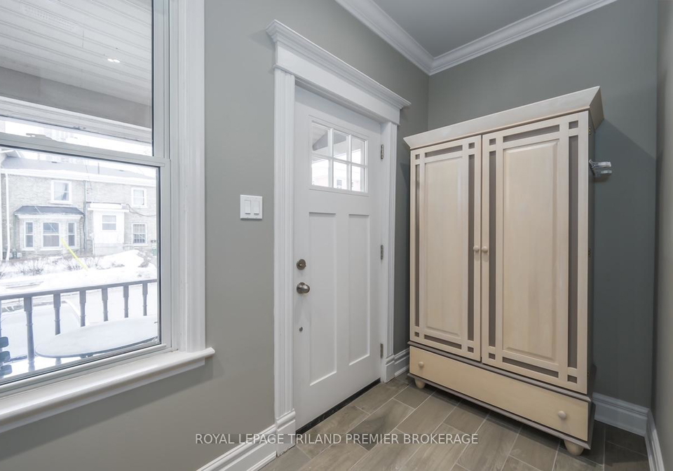 100-central-avenue-london-east-ontario-x13101554