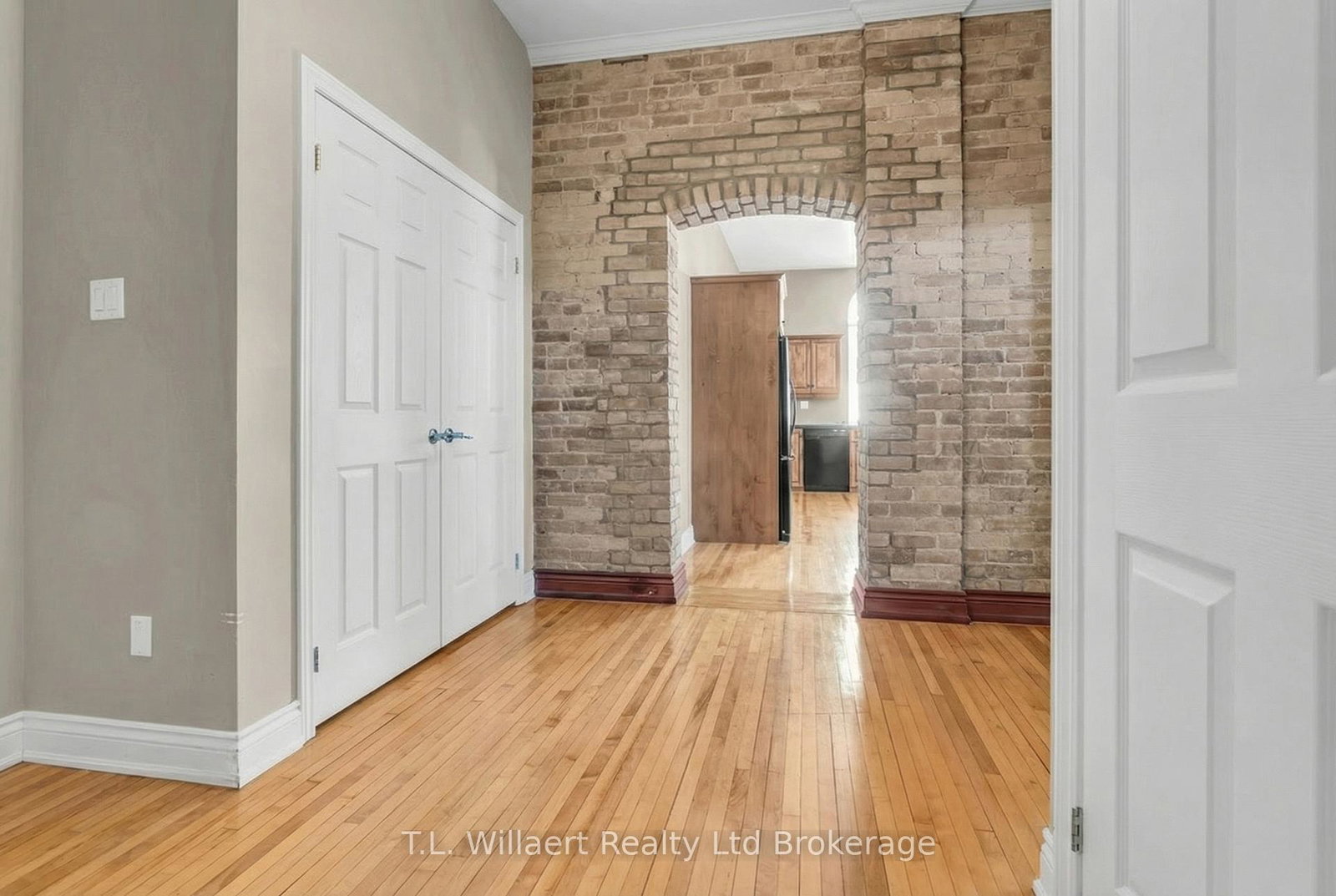 17-brock-st-w-tillsonburg-ontario-x13101648